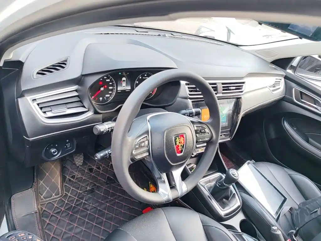 Roewe i5 — фото 10