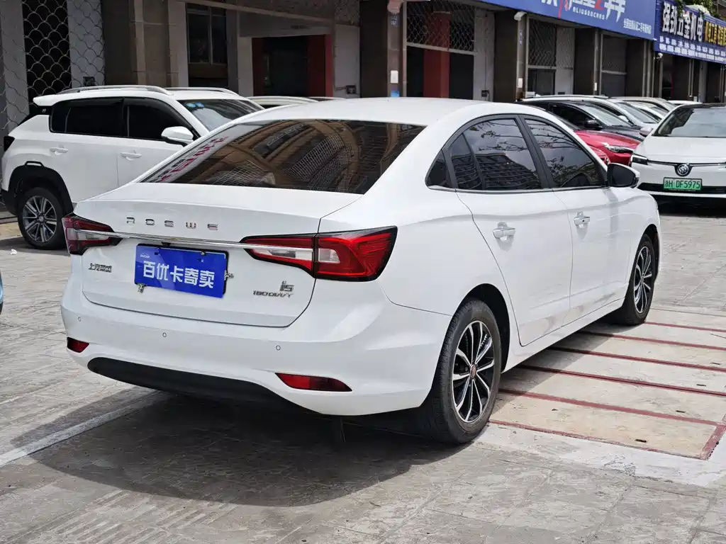 Roewe i5 — фото 4