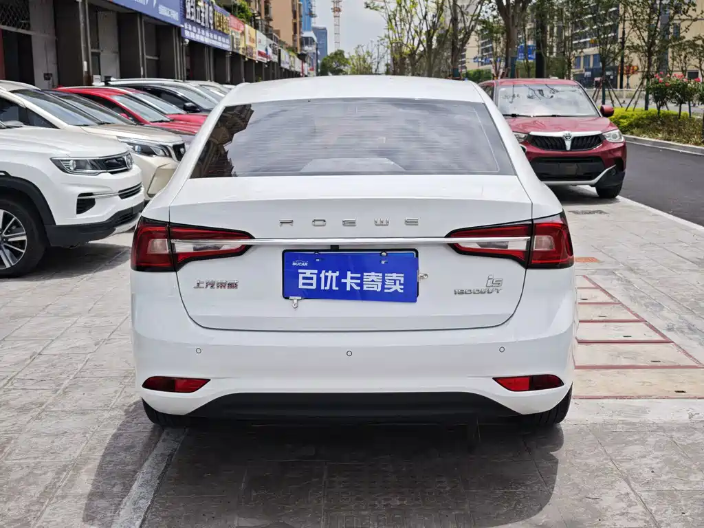 Roewe i5 — фото 5
