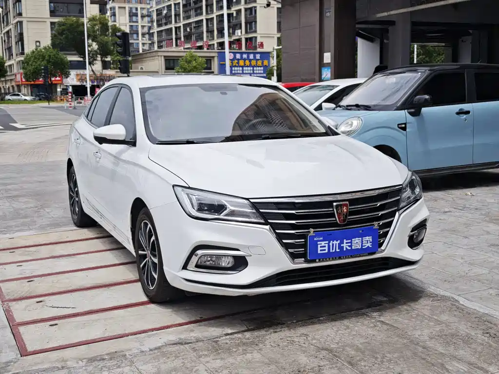 Roewe i5 — фото 6