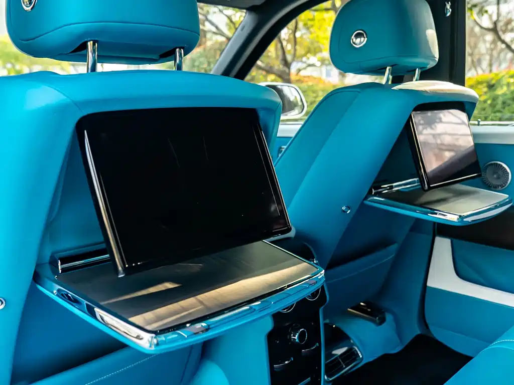 Rolls-Royce Cullinan — фото 15