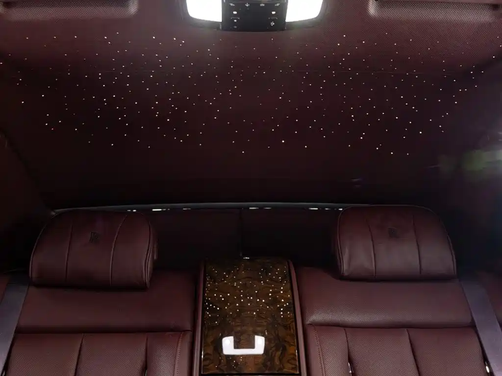Rolls-Royce Phantom — фото 13