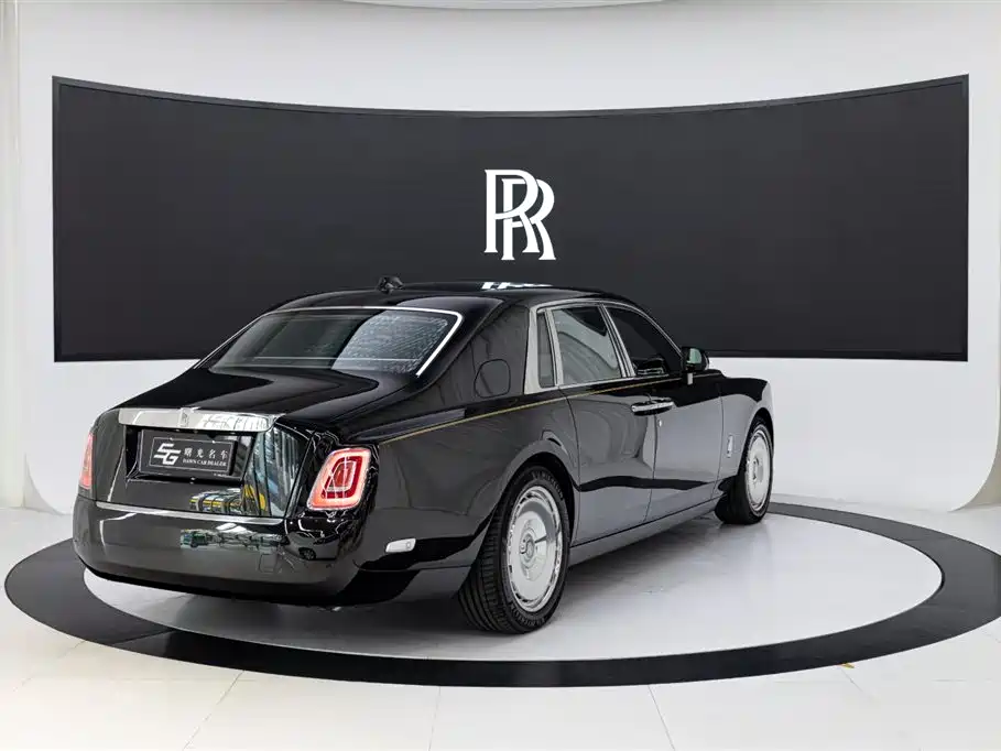 Rolls-Royce Phantom — фото 4