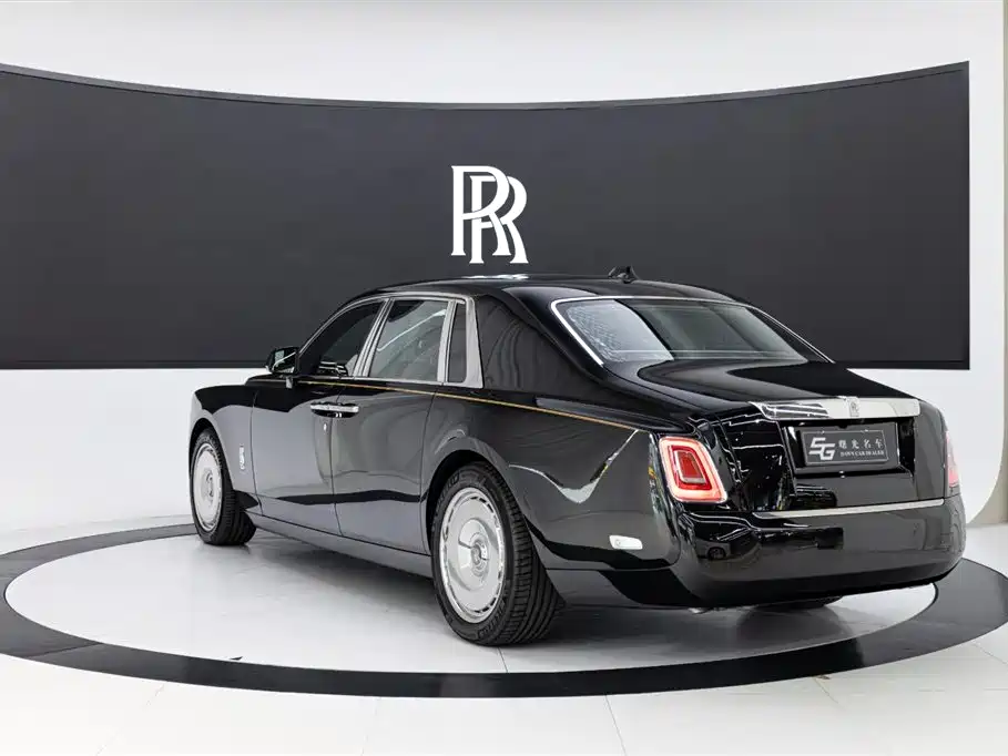 Rolls-Royce Phantom — фото 6