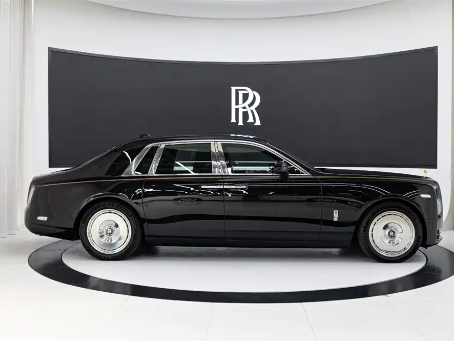 Rolls-Royce Phantom — фото 7