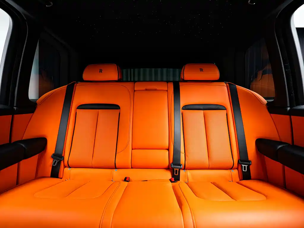 Rolls-Royce Cullinan — фото 11