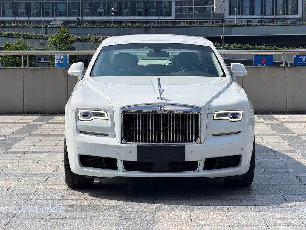 Rolls-Royce Ghost — фото 5