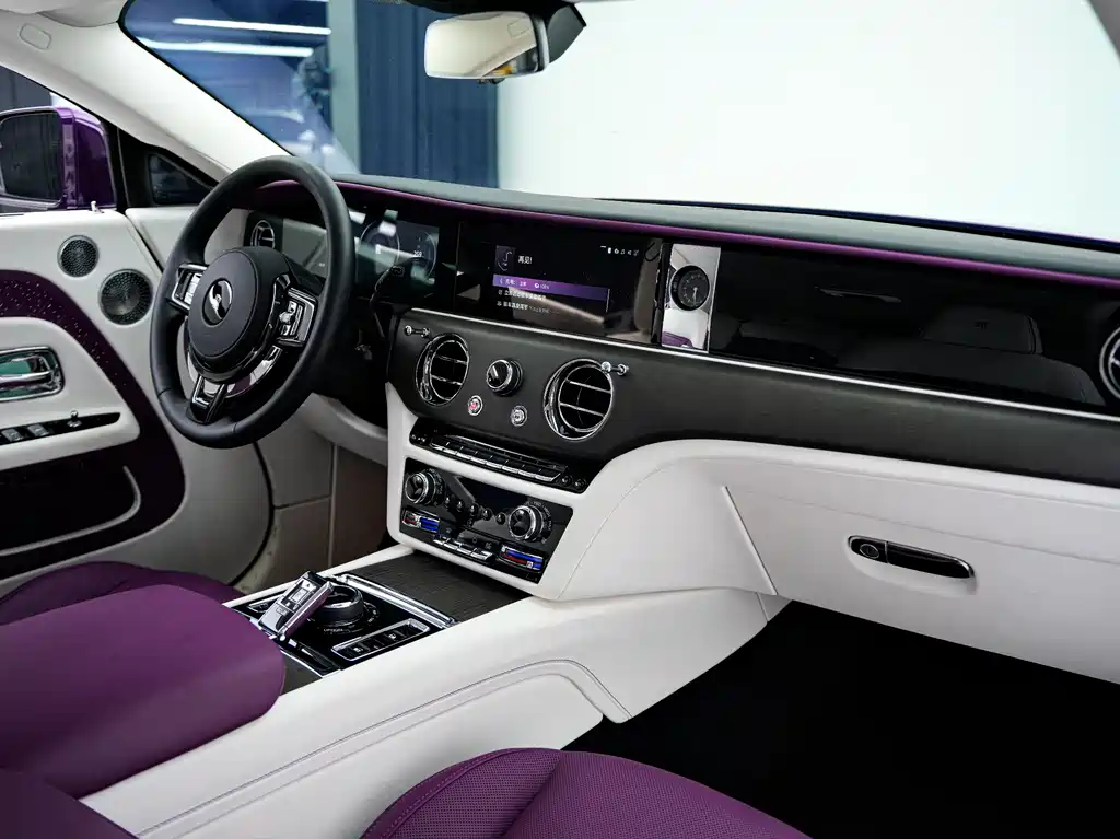 Rolls-Royce Phantom — фото 13