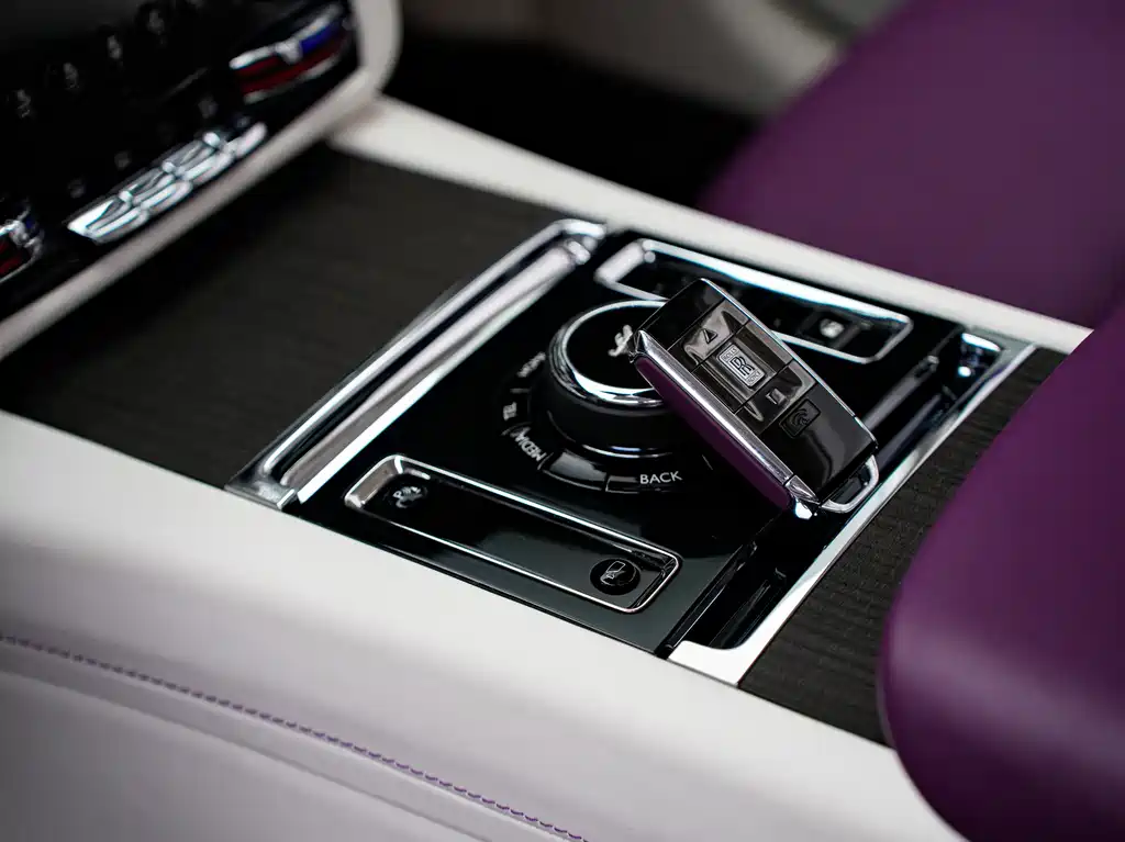Rolls-Royce Phantom — фото 8