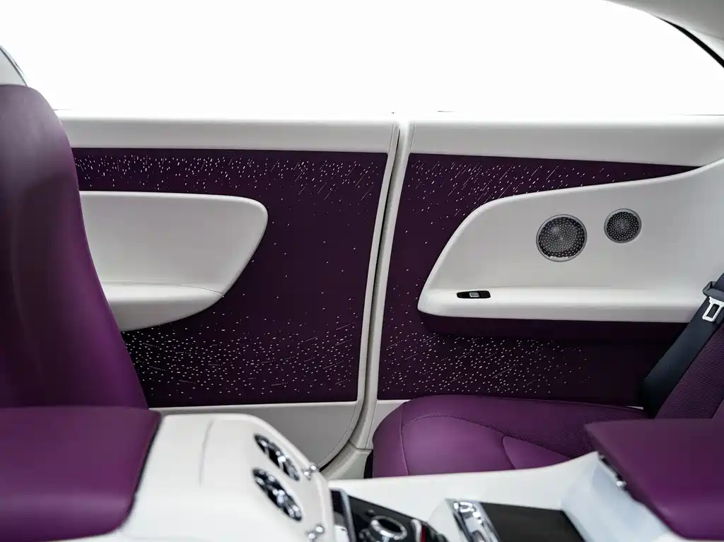 Rolls-Royce Phantom — фото 10