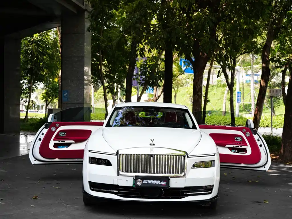 Rolls-Royce Phantom — фото 18