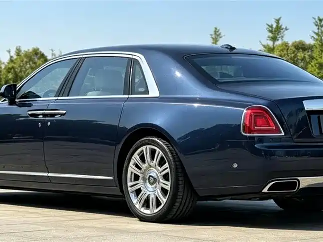 Rolls-Royce Ghost — фото 4