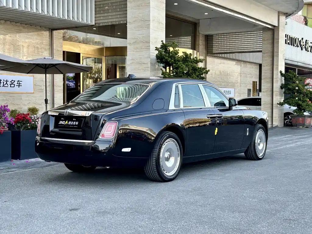 Rolls-Royce Phantom — фото 3