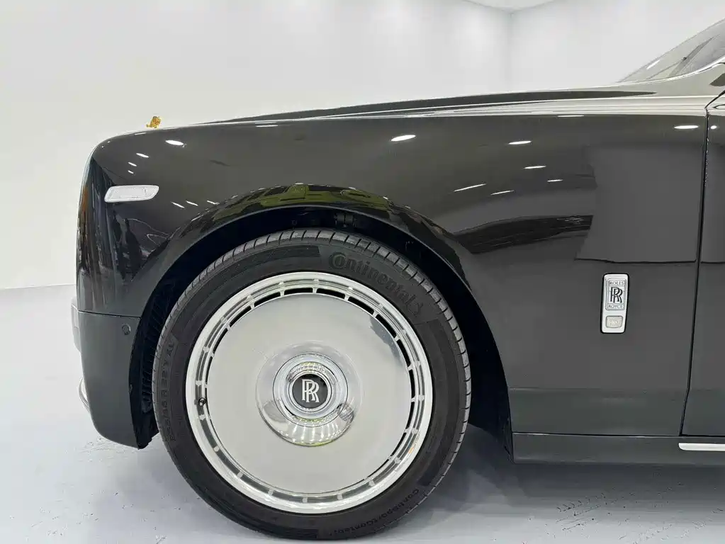 Rolls-Royce Phantom — фото 22