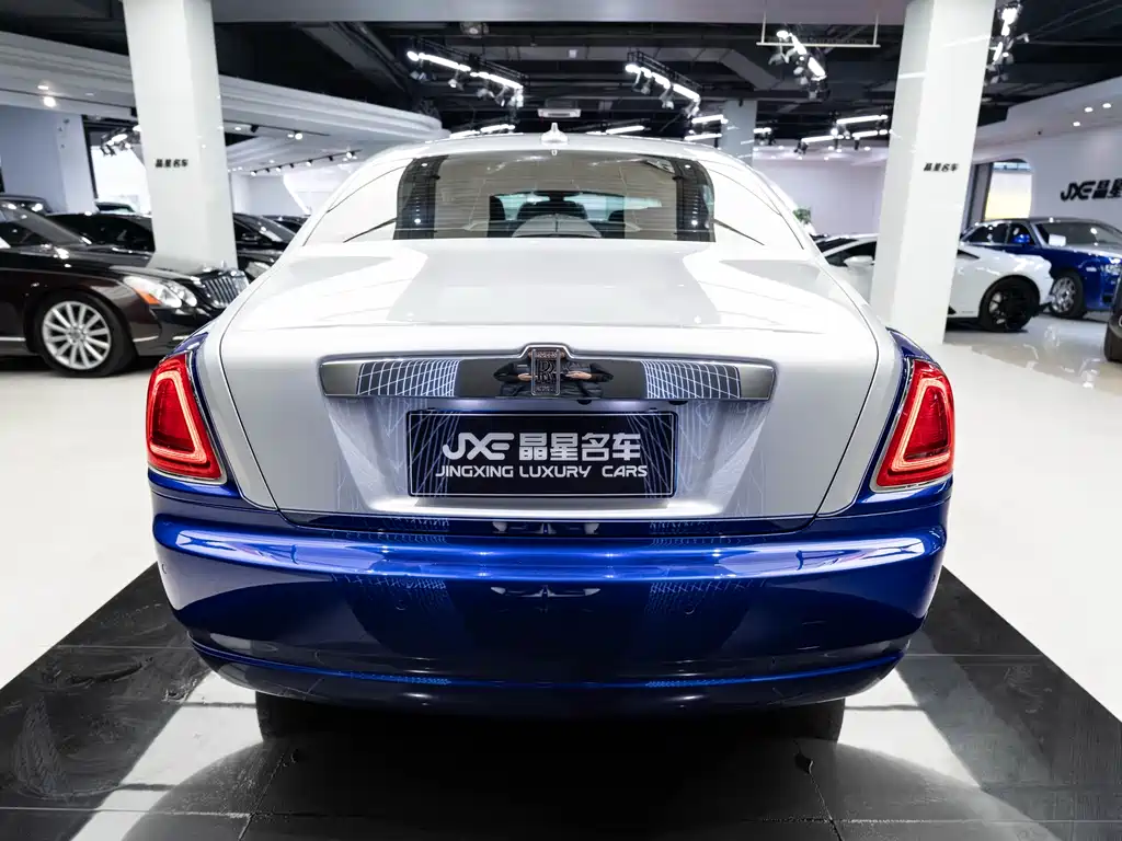 Rolls-Royce Ghost — фото 14