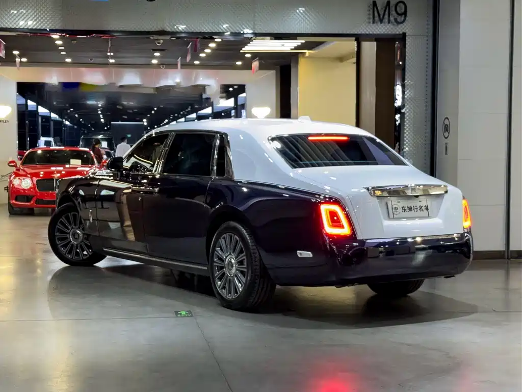 Rolls-Royce Phantom — фото 4