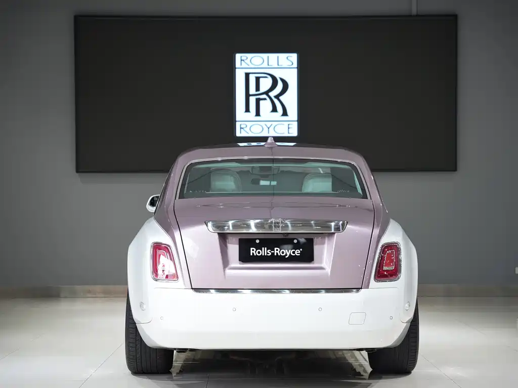 Rolls-Royce Phantom — фото 5