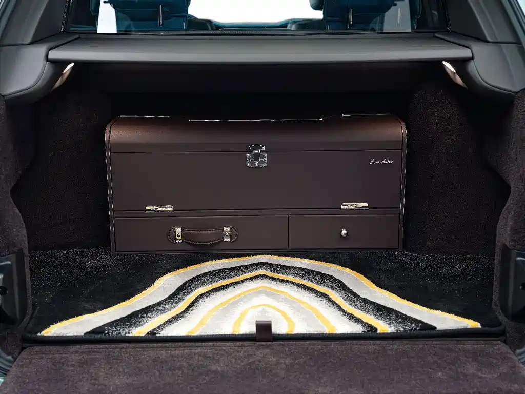 Rolls-Royce Cullinan — фото 13