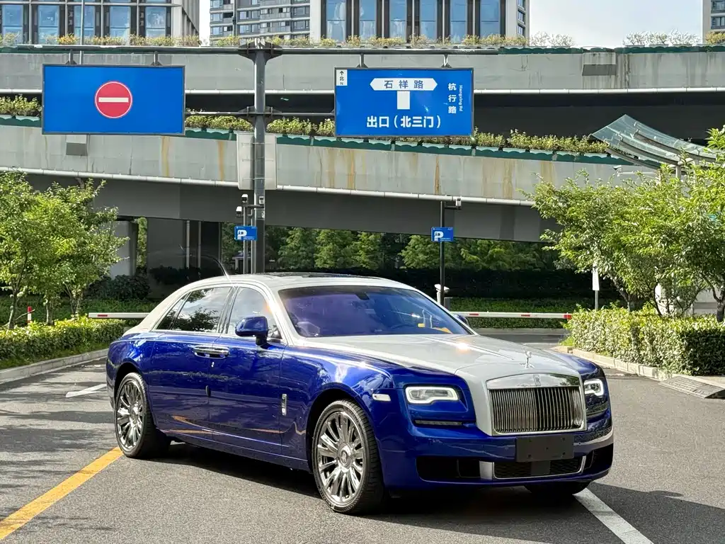 Rolls-Royce Ghost — фото 2