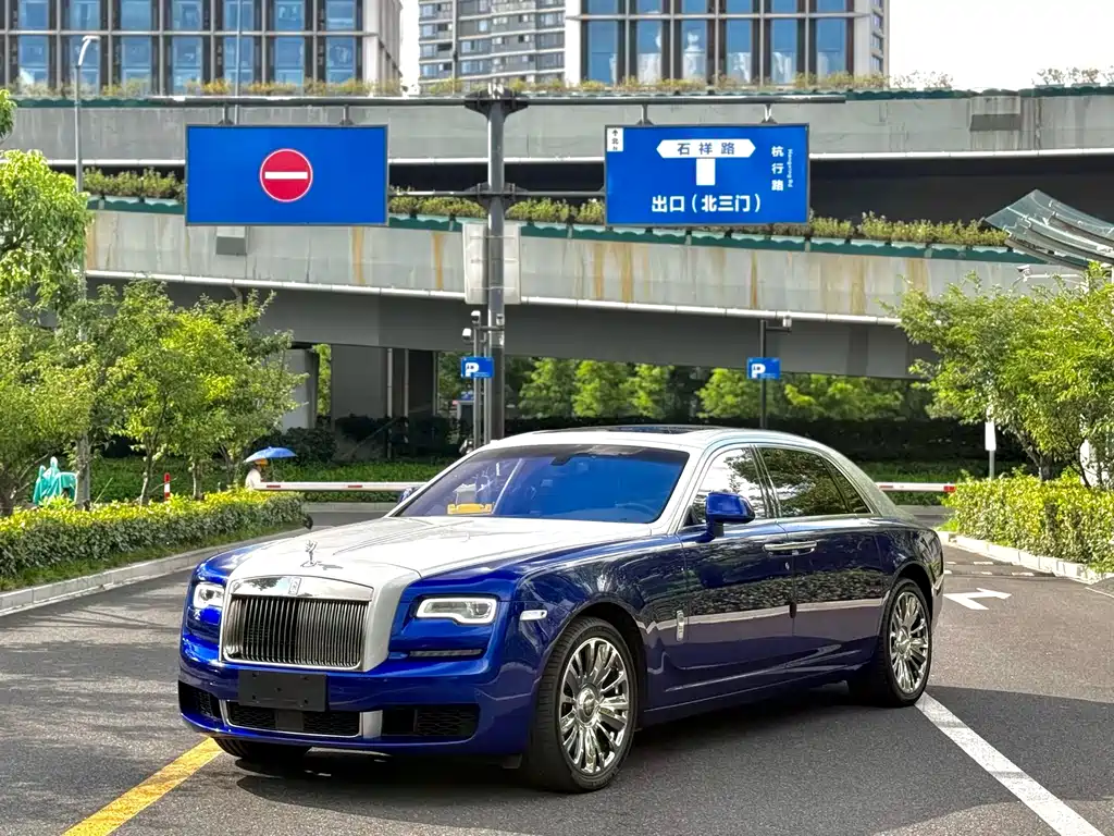 Rolls-Royce Ghost — фото 3