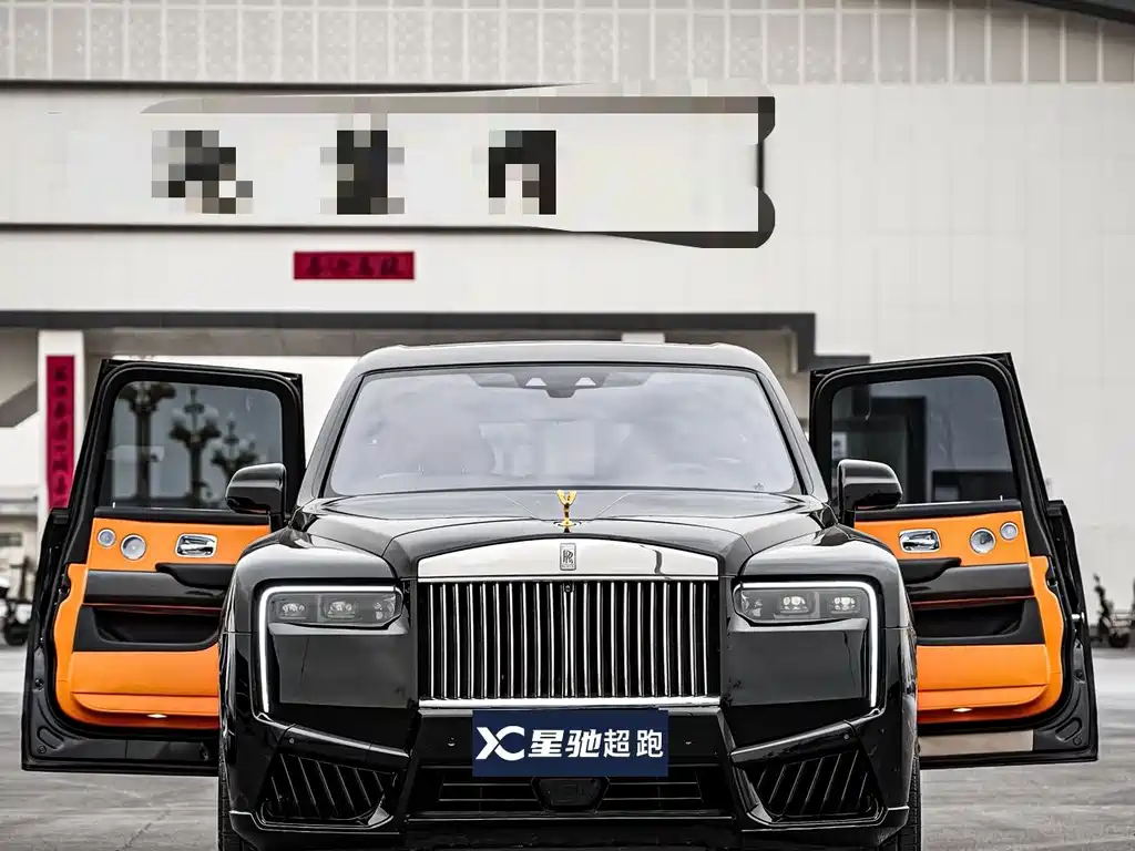 Rolls-Royce Cullinan — фото 2