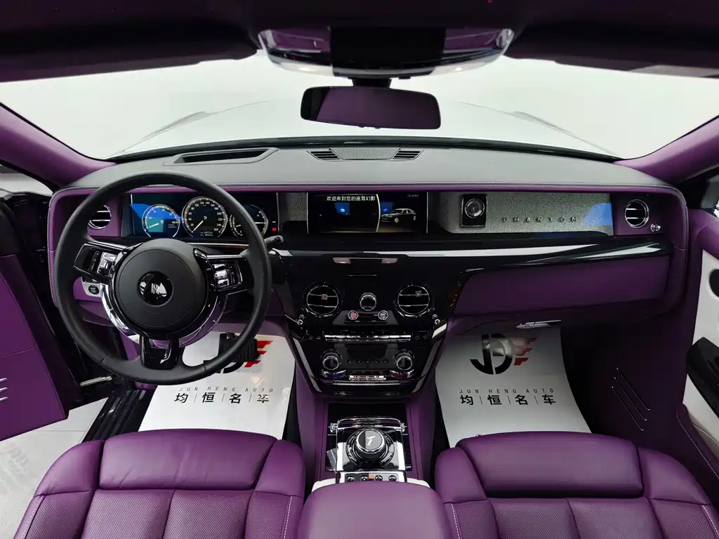 Rolls-Royce Phantom — фото 10