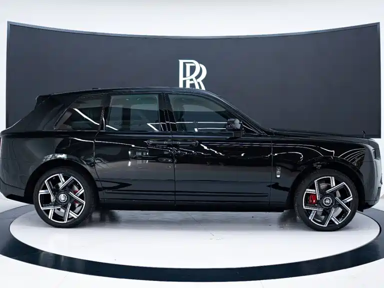 Rolls-Royce Cullinan — фото 7