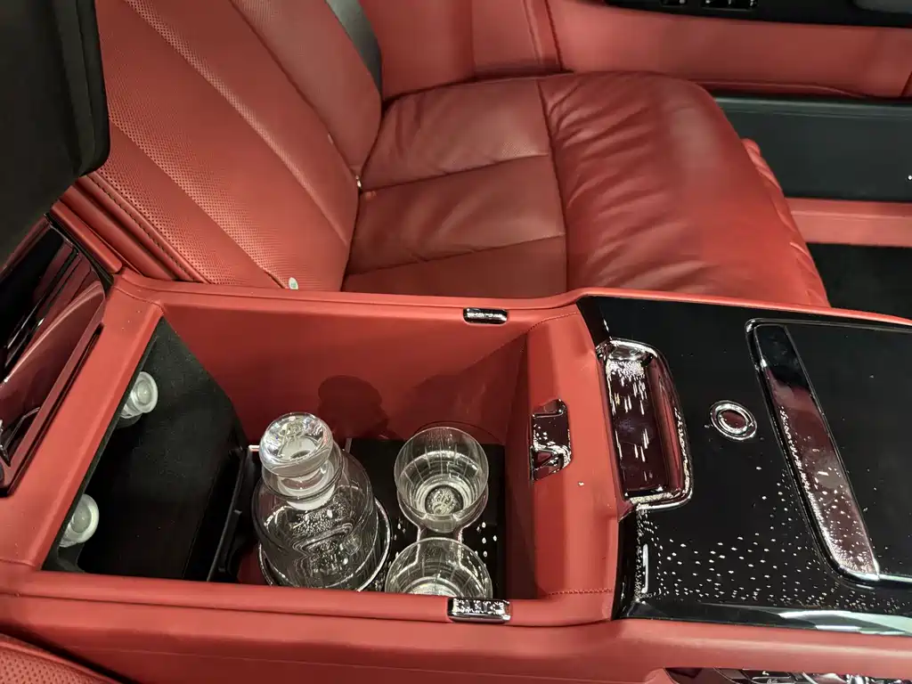 Rolls-Royce Phantom — фото 14
