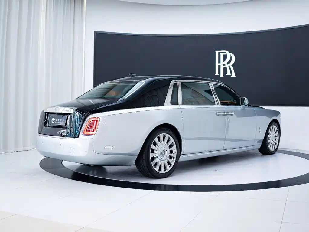 Rolls-Royce Phantom — фото 4