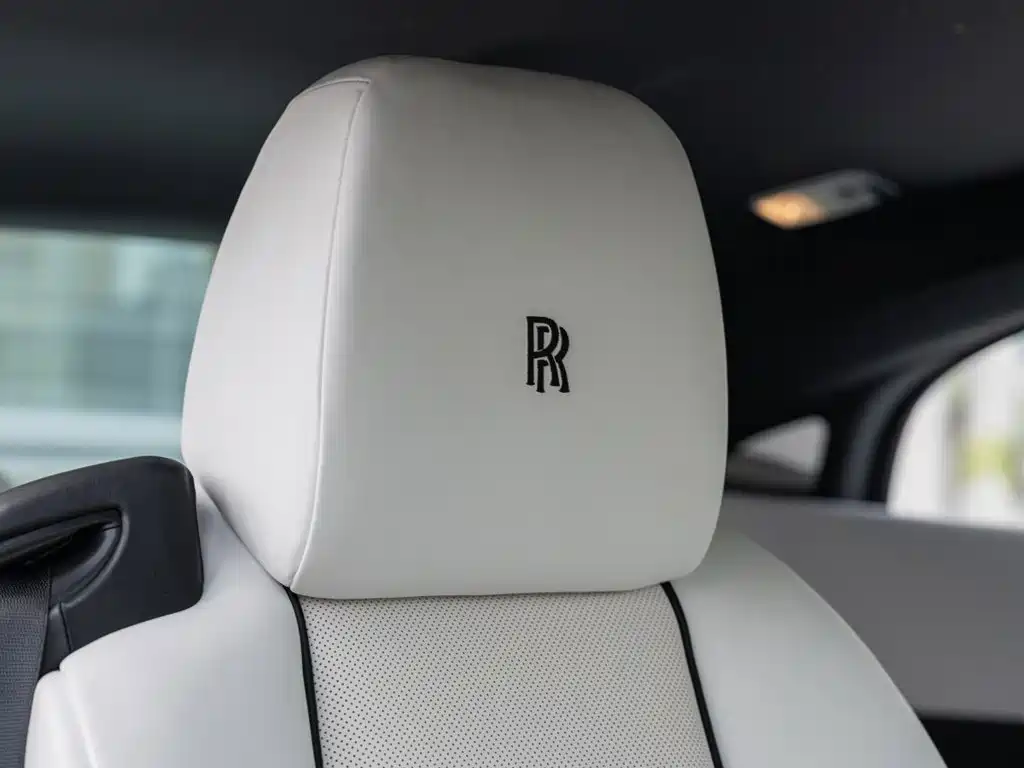 Rolls-Royce Wraith — фото 20
