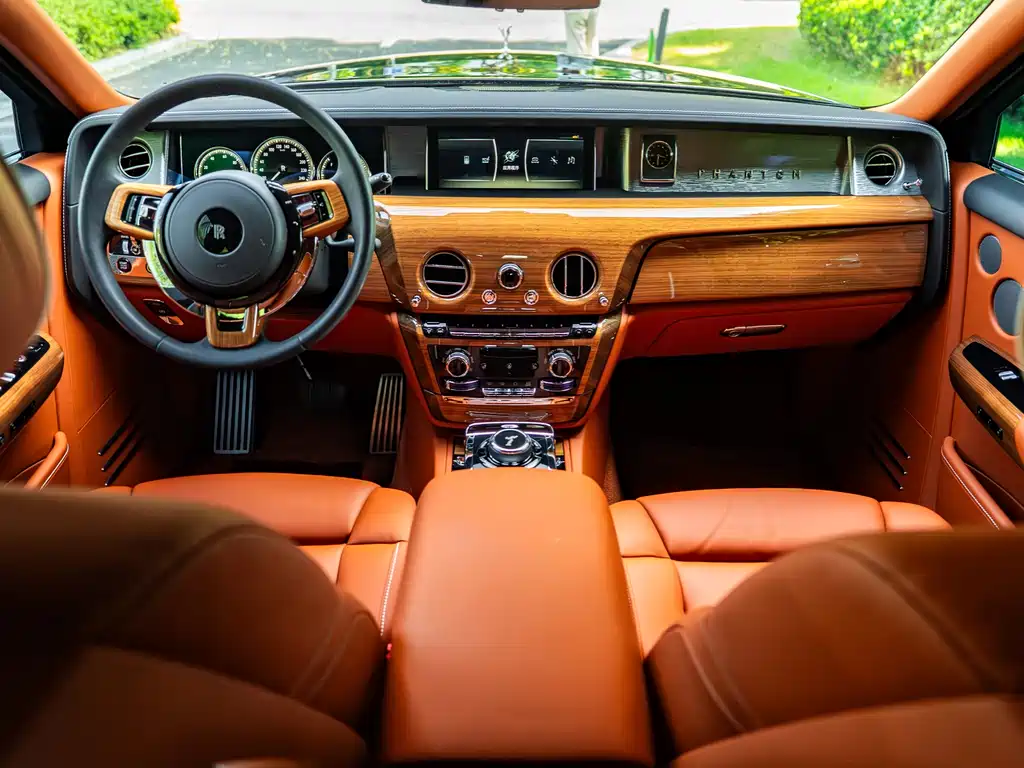 Rolls-Royce Phantom — фото 11