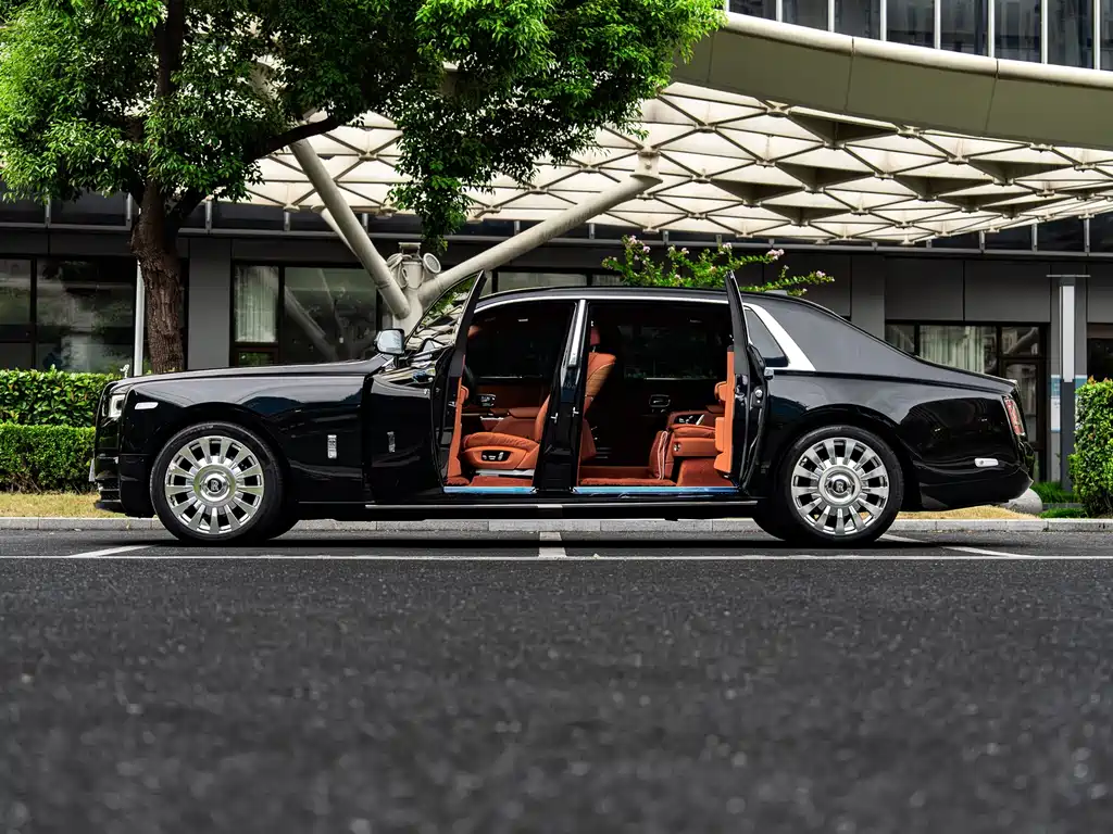 Rolls-Royce Phantom — фото 5