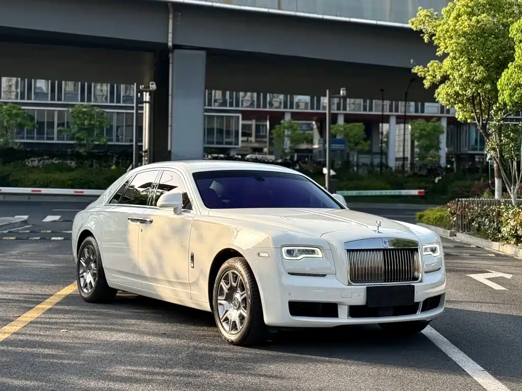 Rolls-Royce Ghost — фото 3