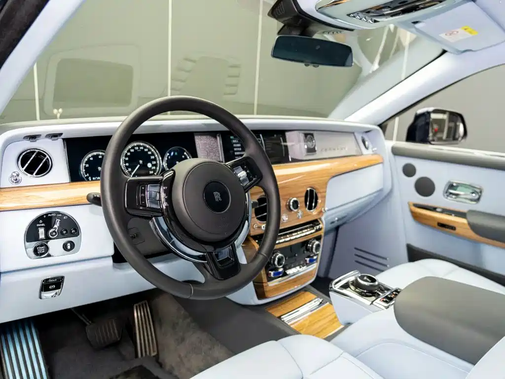 Rolls-Royce Phantom — фото 14