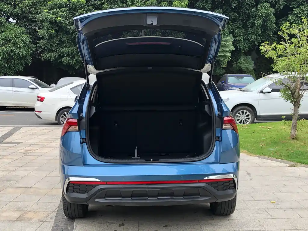 Skoda Kamiq — фото 21
