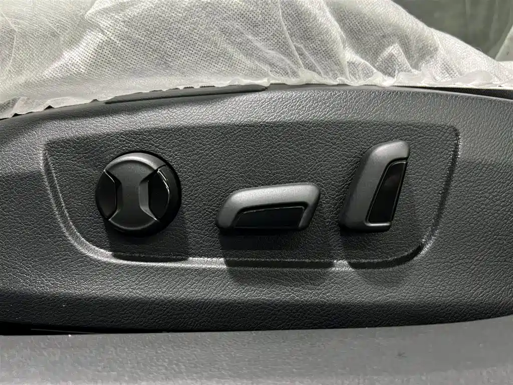 Skoda Superb — фото 8