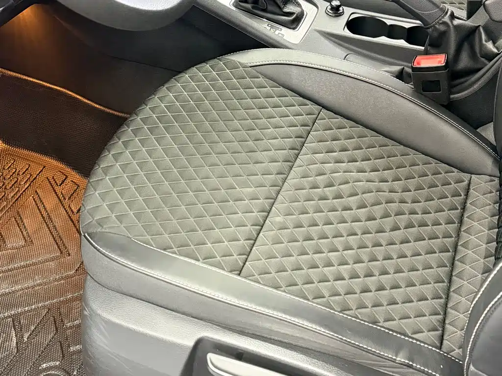 Skoda Octavia — фото 17