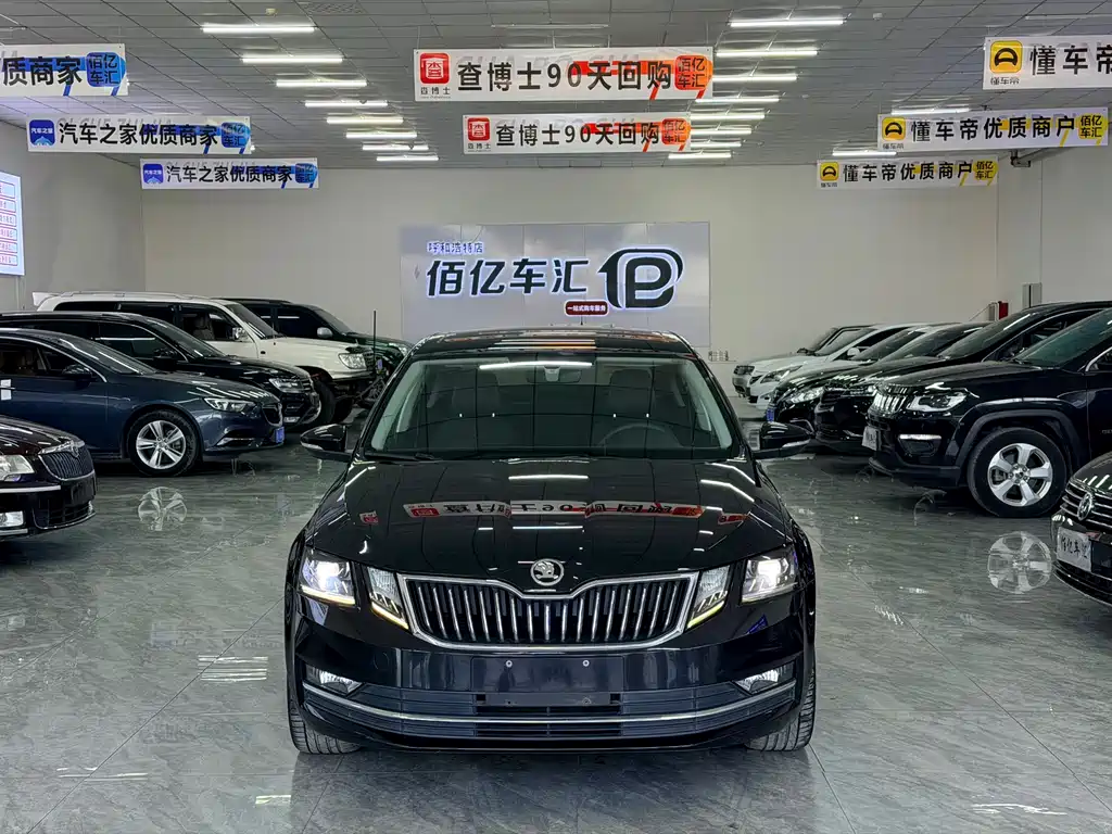 Skoda Octavia — фото 8