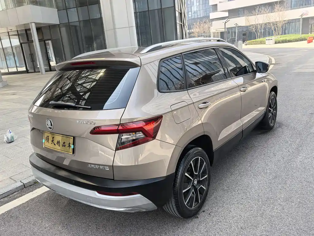 Skoda Karoq — фото 5