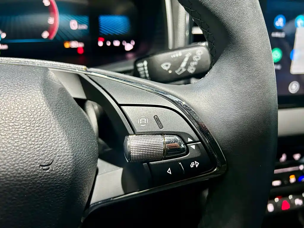 Skoda Karoq — фото 13