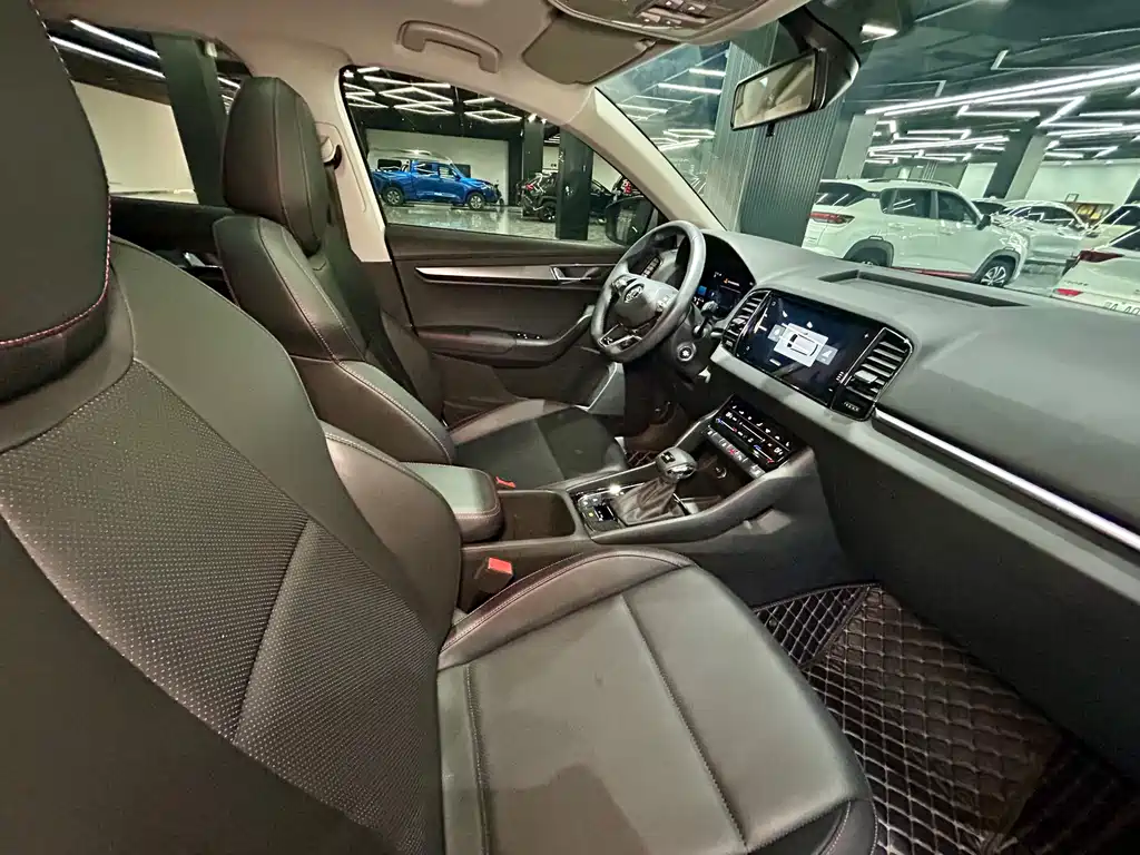 Skoda Karoq — фото 33