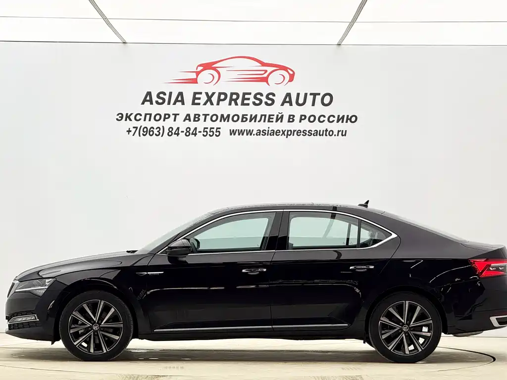 Skoda Superb — фото 7