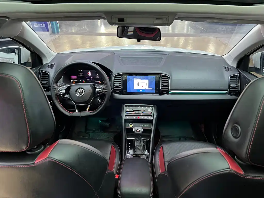 Skoda Karoq — фото 8