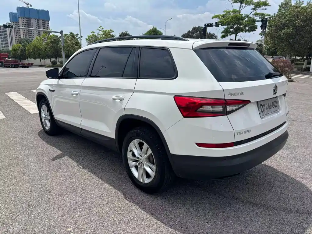 Skoda Kodiaq — фото 6