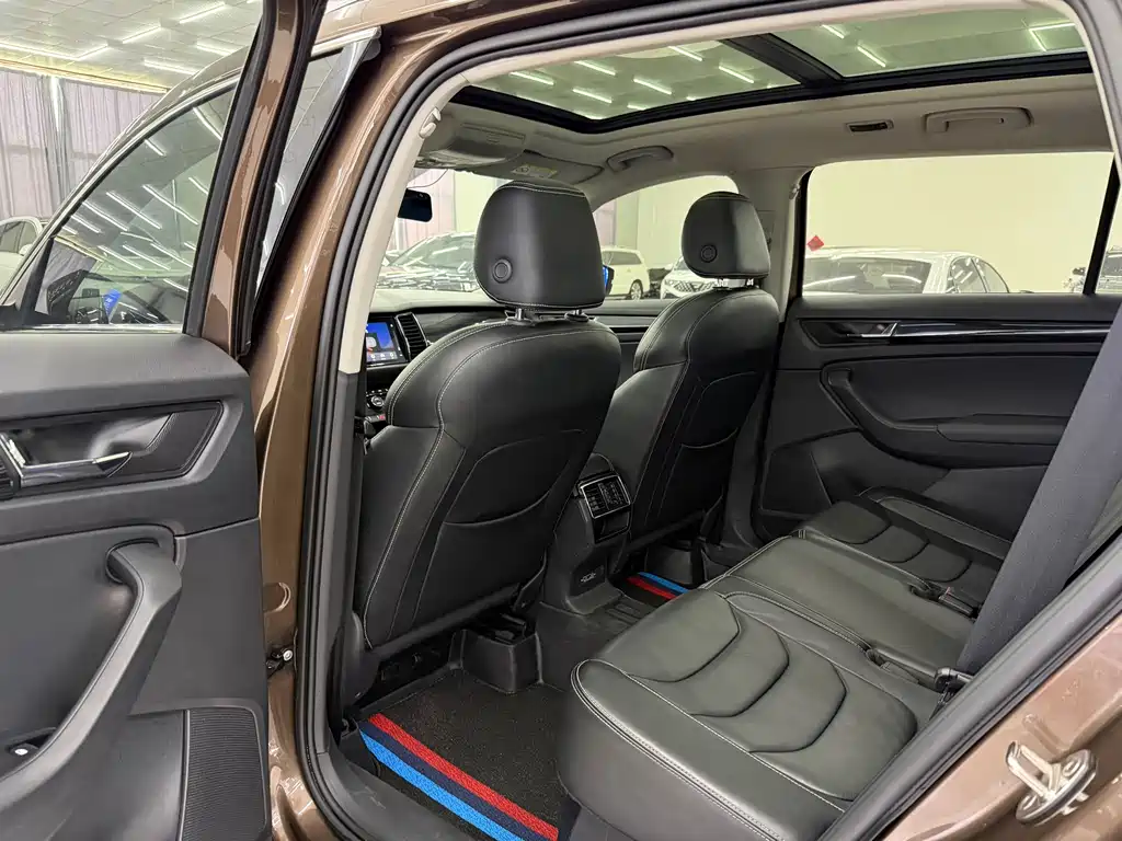 Skoda Kodiaq — фото 5