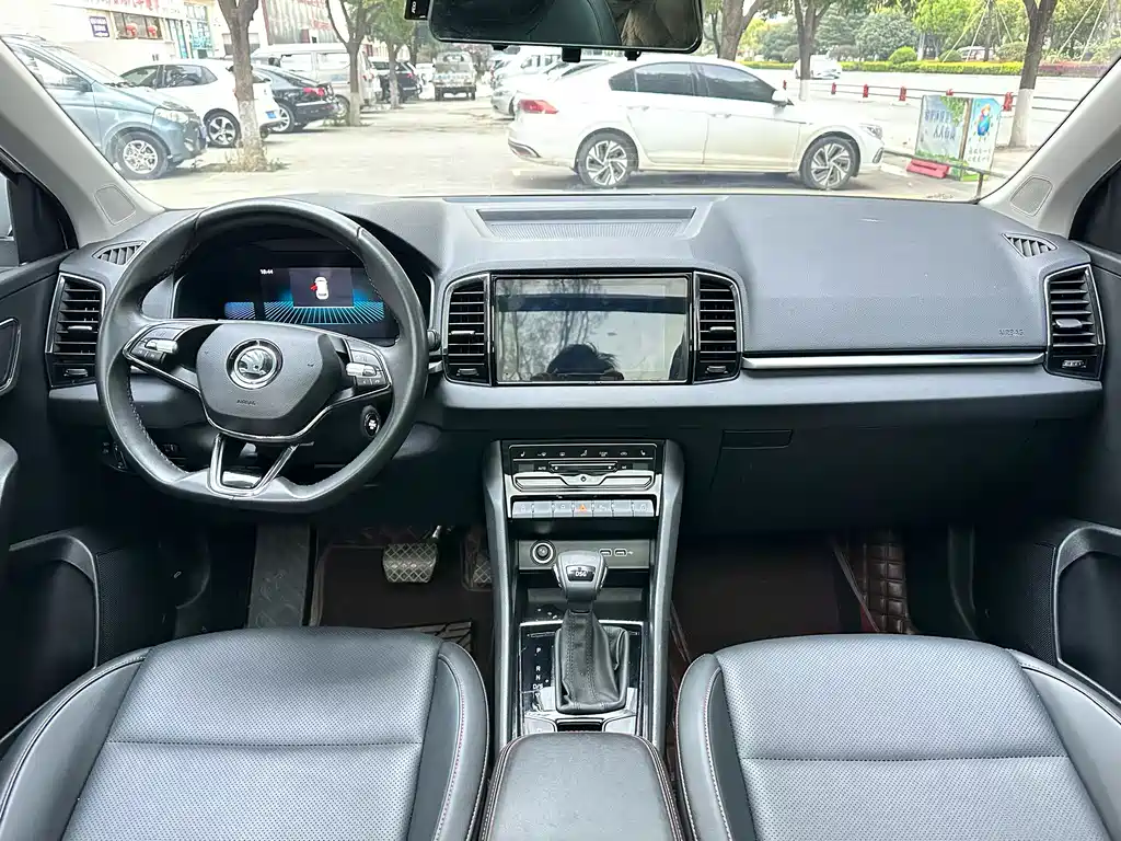 Skoda Karoq — фото 5