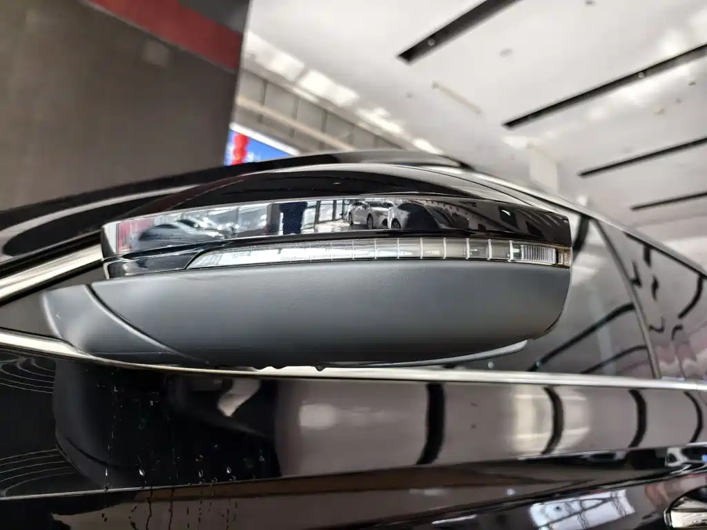 Skoda Superb — фото 6
