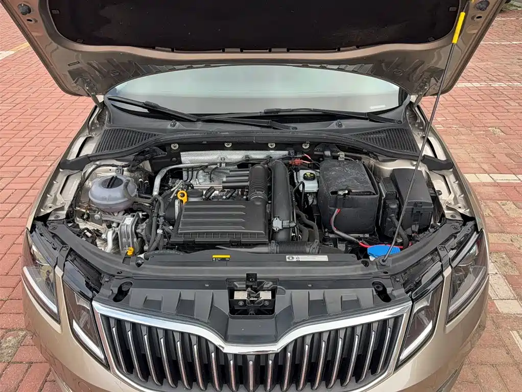 Skoda Octavia — фото 17