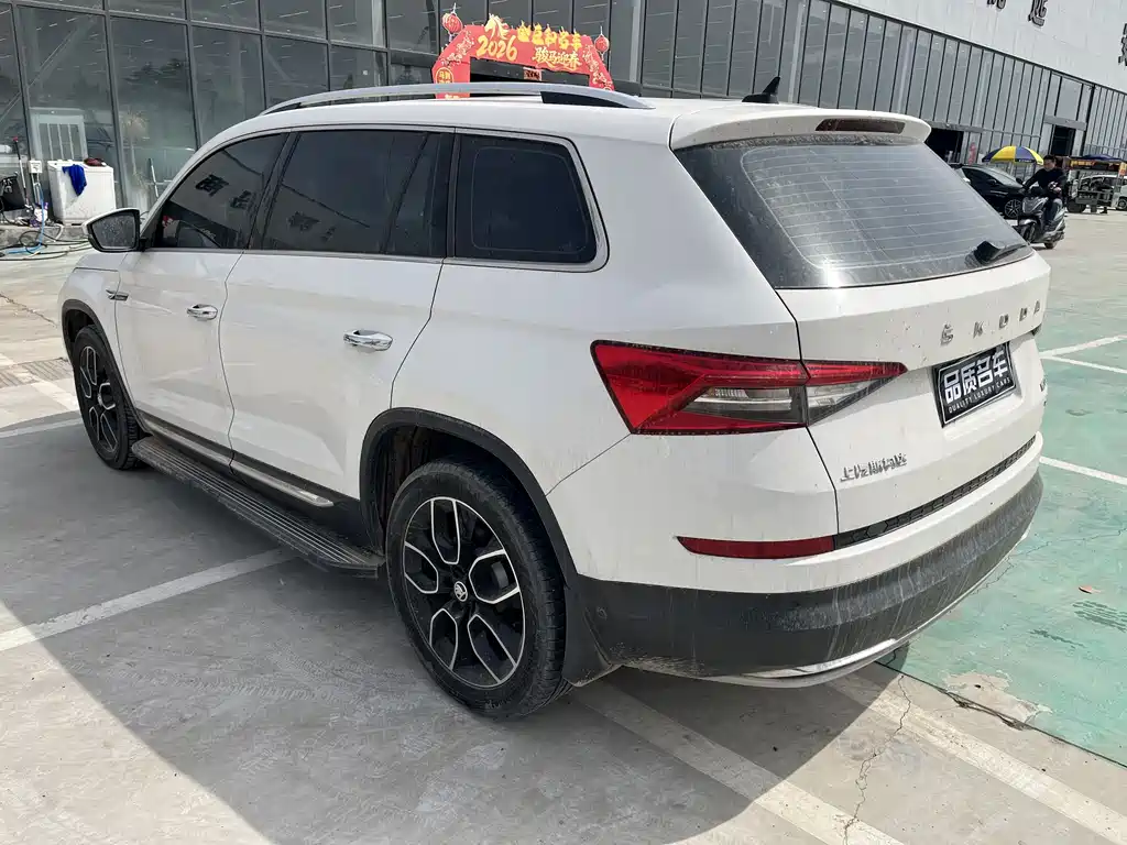 Skoda Kodiaq — фото 10