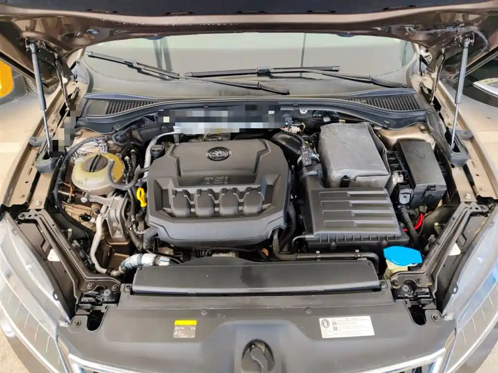 Skoda Superb — фото 20
